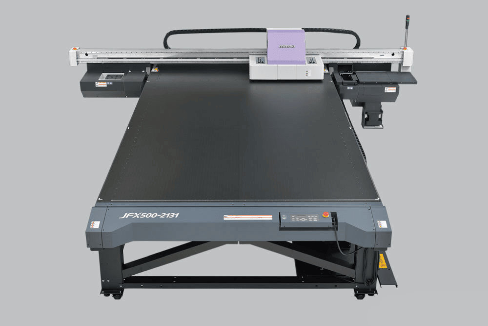 Mimaki JFX500-2131 UV-LED Flachbettdrucker auf grauem Hintegrund